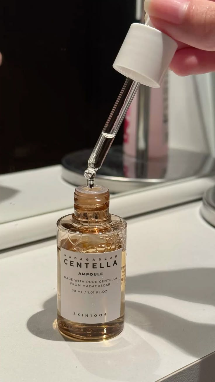 SERUM AMPOULE CENTELLA DE MADAGASCAR - SKIN1004- 30 ml